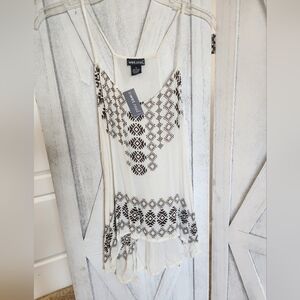NWT Very cute Boho tank